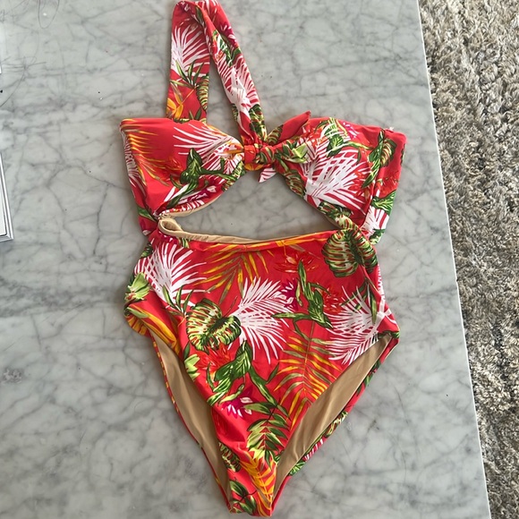 Dolce vita swimsuit - Picture 1 of 4